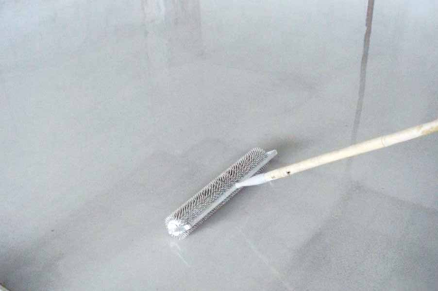 水泥自流平地坪